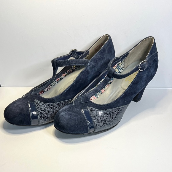 Hotter Georgette T-bar Shoes 👠 Navy Blue Suede Leather, Round Toe Heels - Picture 7 of 12